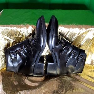 A•NEW•DAY BLACK PU ANKLE BOOTS SZ 6.5